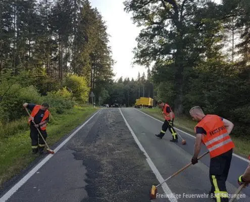 10 Tonnen Raps auf der B 285, Bad Salzungen