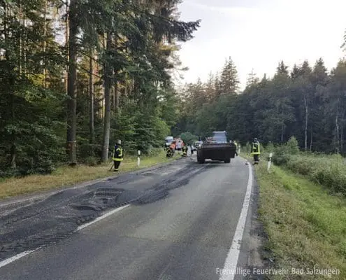 10 Tonnen Raps auf der B 285, Bad Salzungen