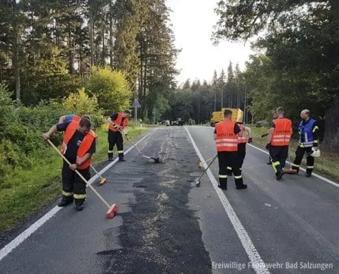 10 Tonnen Raps auf der B 285, Bad Salzungen