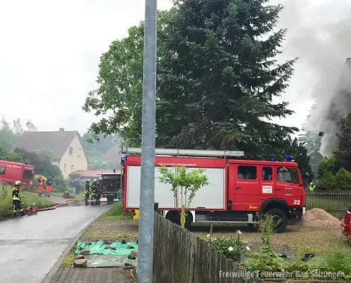 Kellerbrand in Leimbach, Feuerwehr Bad Salzungen unterstützte! Kellerbrand in Leimbach, Feuerwehr Bad Salzungen unterstützte!