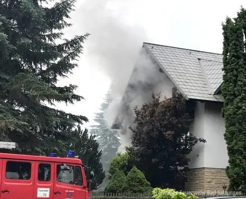 Kellerbrand in Leimbach, Feuerwehr Bad Salzungen unterstützte! Kellerbrand in Leimbach, Feuerwehr Bad Salzungen unterstützte!