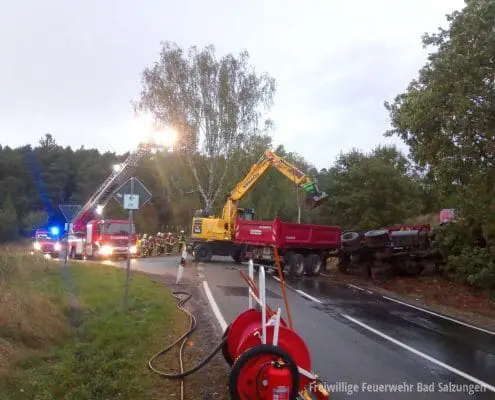 Verkehrsunfall mit Lastwagen vor Urnshausen! Verkehrsunfall mit Lastwagen vor Urnshausen!