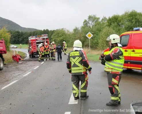 Verkehrsunfall mit Lastwagen vor Urnshausen! Verkehrsunfall mit Lastwagen vor Urnshausen!