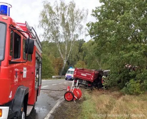 Verkehrsunfall mit Lastwagen vor Urnshausen! Verkehrsunfall mit Lastwagen vor Urnshausen!