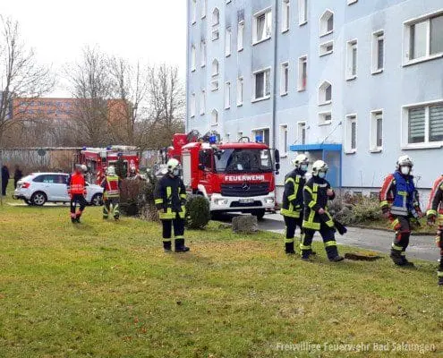 Rauchentwicklung in Mehrfamilienhaus