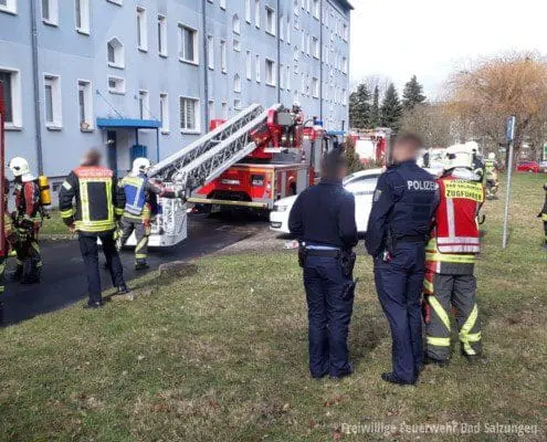 Rauchentwicklung in Mehrfamilienhaus