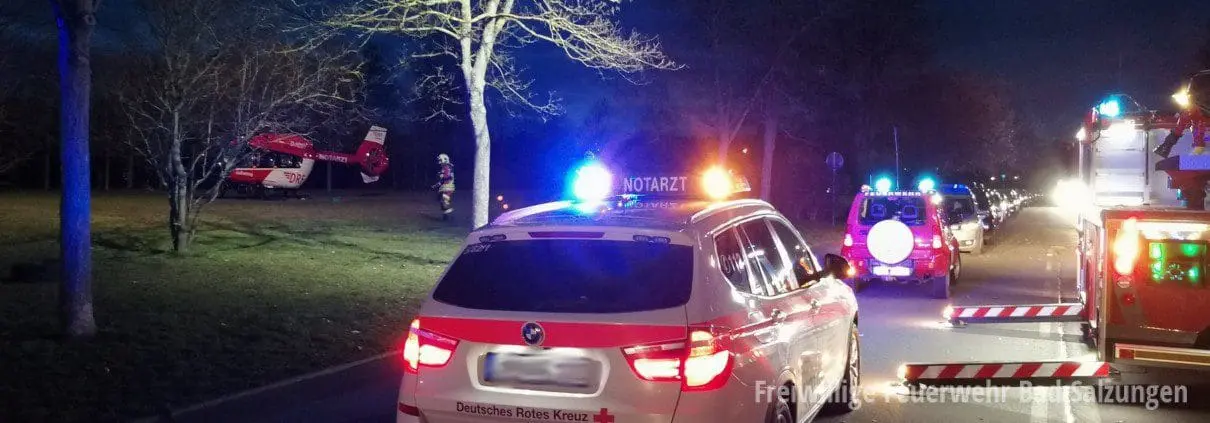 Zimmerbrand, Kleinkind und Bewohner teils schwer verletzt!