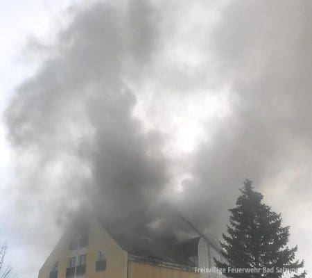 Dachstuhlbrand im ehemaligen Ärtzehaus Bad Salzungen