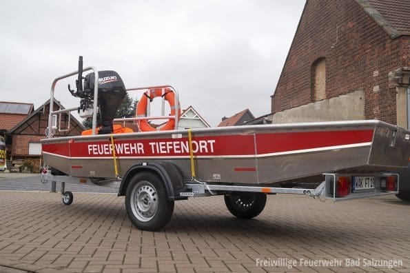 Rettungsboot 1 der Feuerwehr Tiefenort