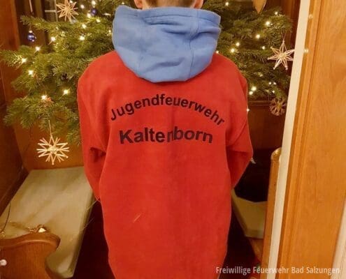 Weihnachtsgeschenke für die Jugendfeuerwehr Kaltenborn