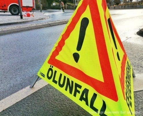 Ölspur sorgte für Verkehrsbehinderung am Ostermontag!