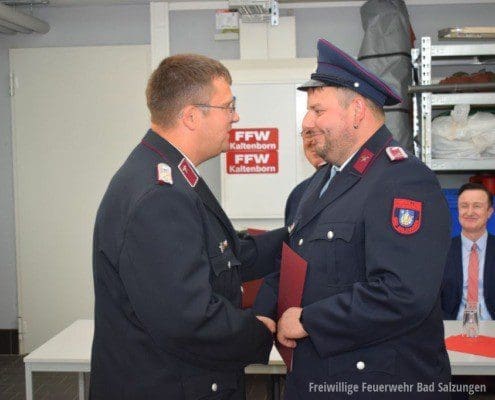 Marcus Gesell wurde zum Löschmeister befördert | Hauptversammlung Feuerwehr Kaltenborn 2021