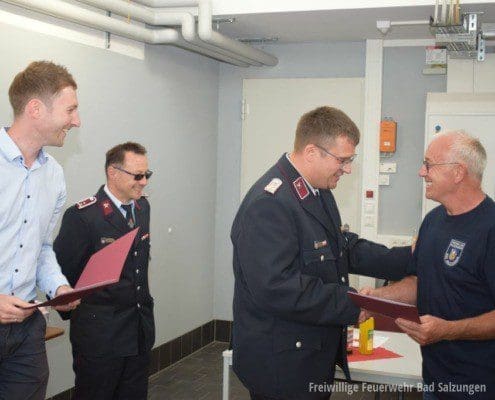 Veit Kaddatz wurde zum Hauptfeuerwehrmann befördert | Hauptversammlung Feuerwehr Kaltenborn 2021